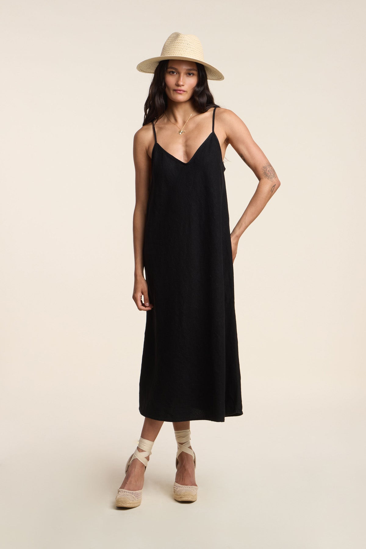 Velvet By Graham & Spencer HOPE Heavy Linen Dress - Blue / Denim