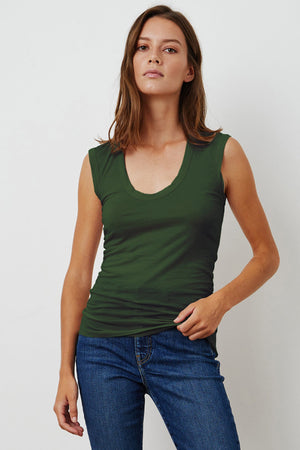Estina Top Evergreen Front