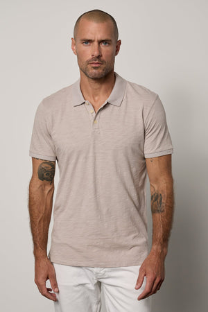 Niko Polo in cobble with white denim front