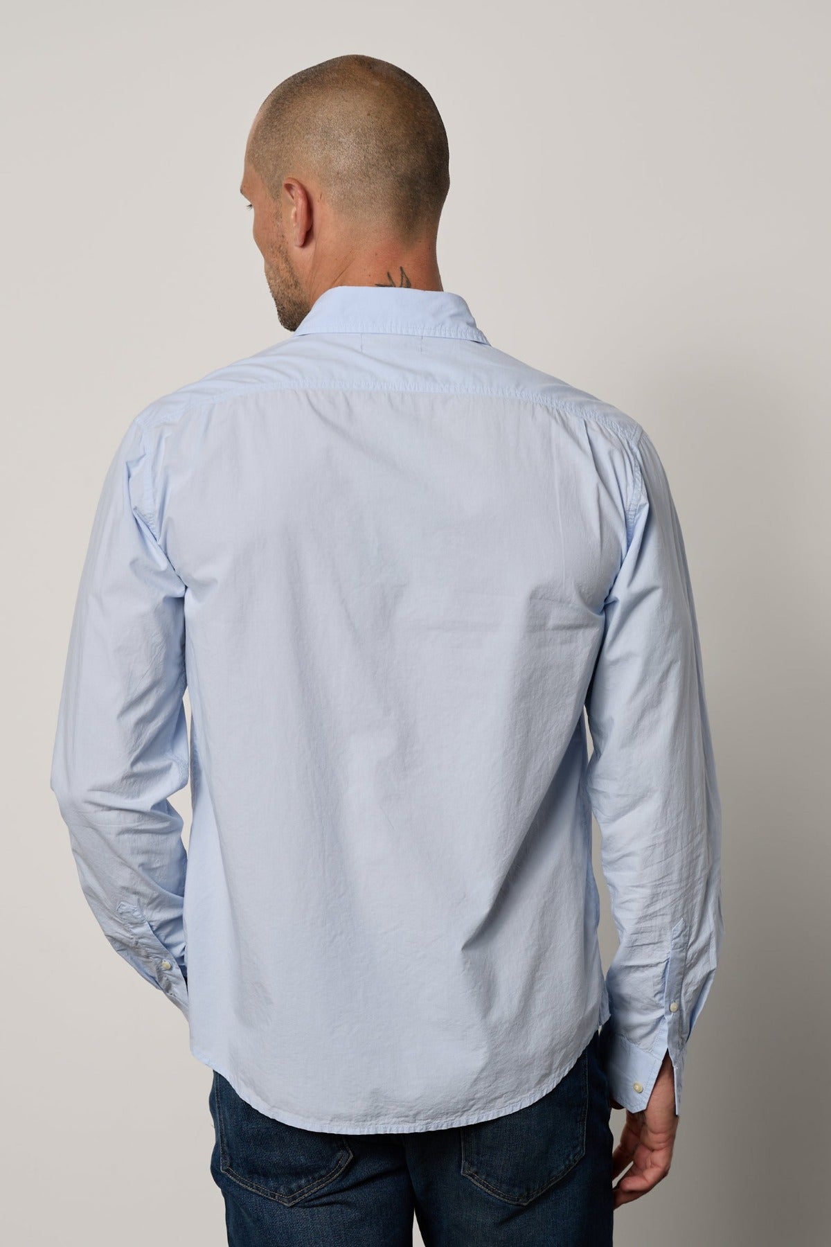 Brooks Button-Up Shirt in mist blue with dark blue denim back
