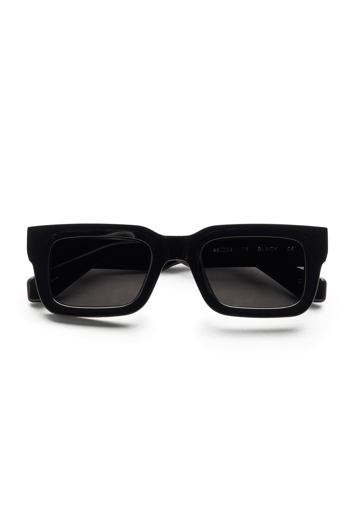 Chimi 05 Sunglasses Black Front-22133139275969