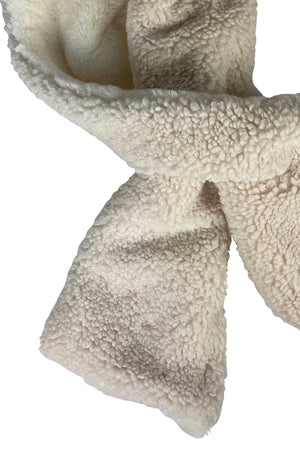 Reversible Sherpa Scarf Ivory Detail