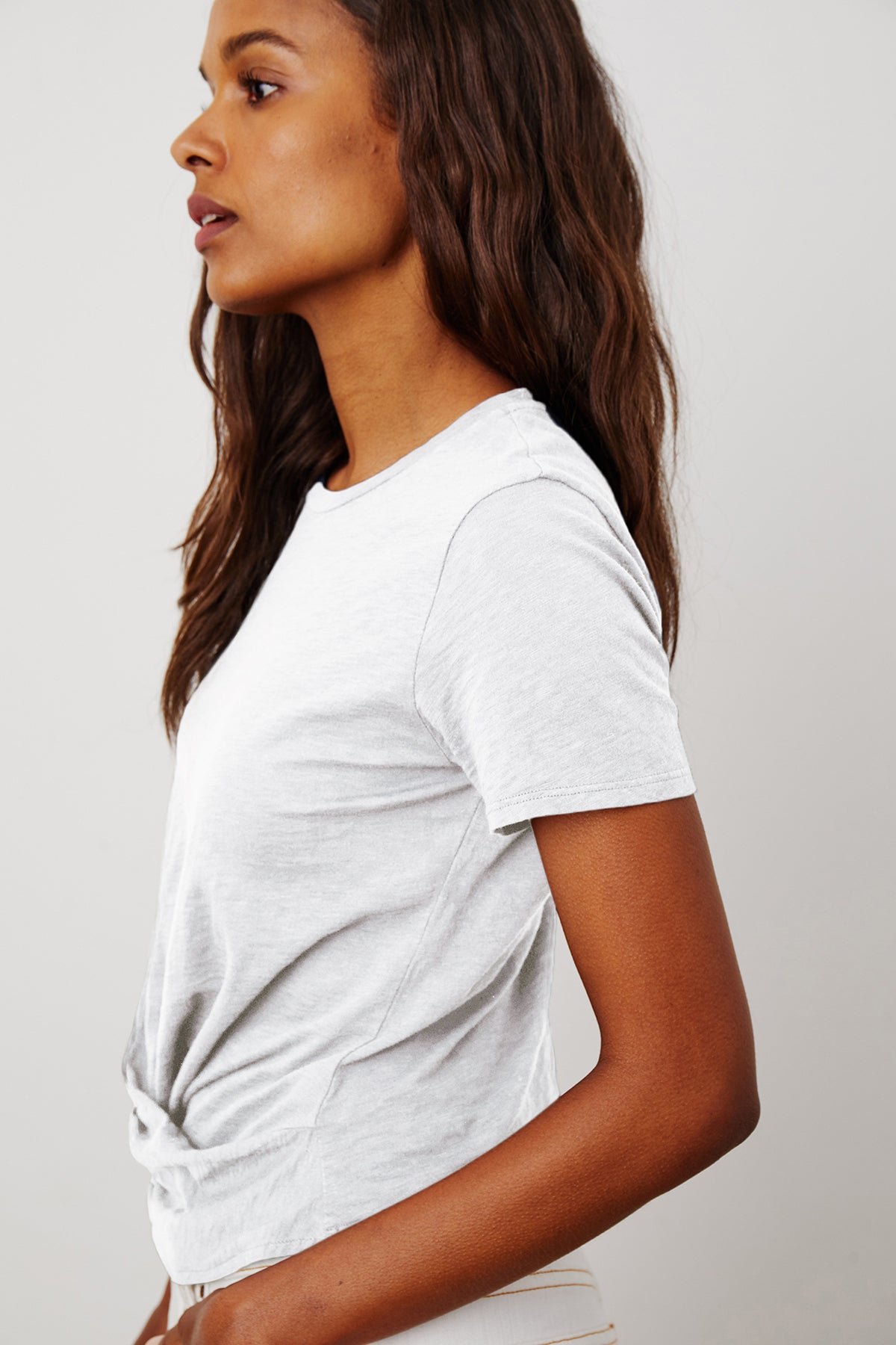 Melli Tee White Side