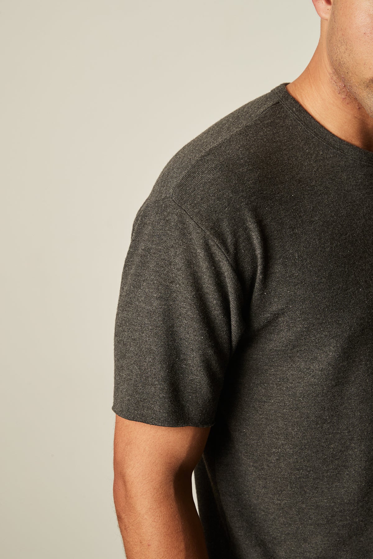 Newall crew neck shirt in dark heathered grey anthracite color shoulder detail