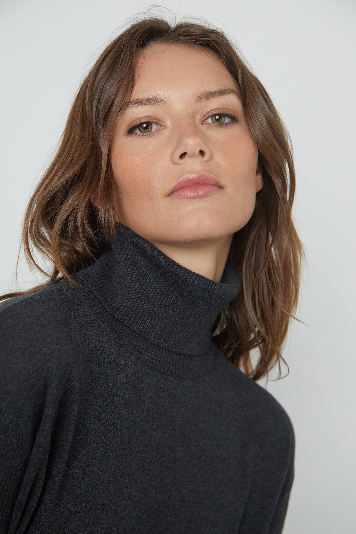 Lux Cotton Cashmere Renny Turtleneck Sweater in dark grey cinder front and neck detail
