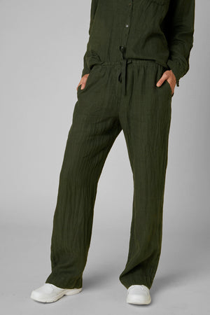 pico pant dillweed front and mulholland shirt dillweed