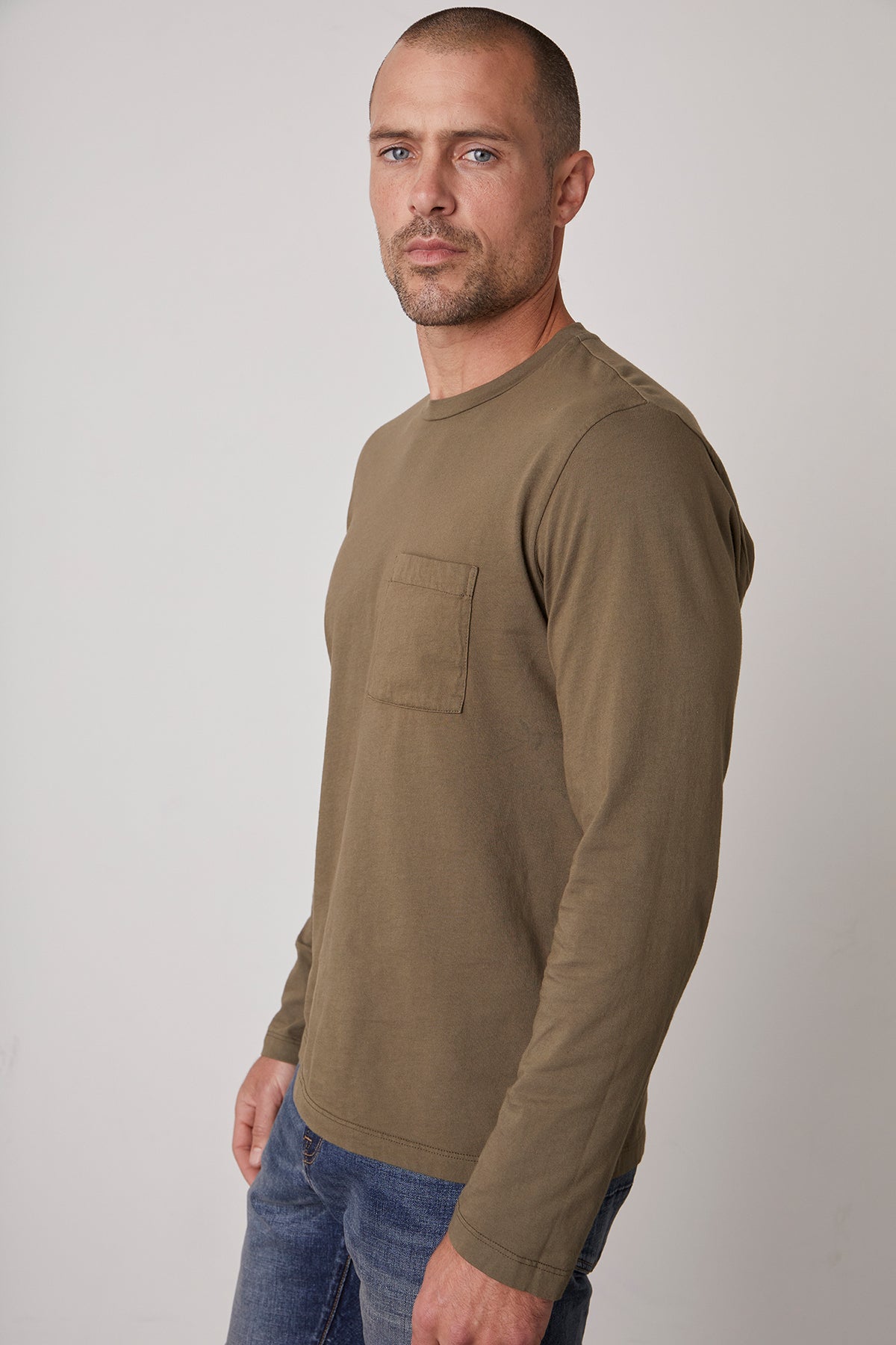 Oliver Tee Amazon Side