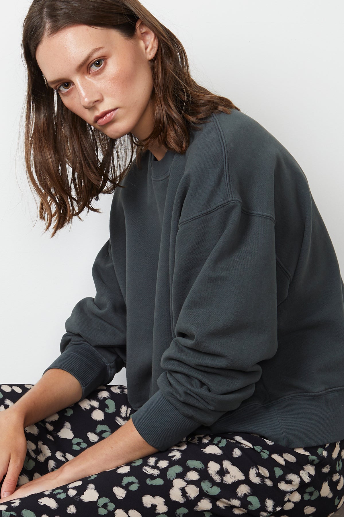 Nella Sweatshirt Verte Side Detail-21382126895297