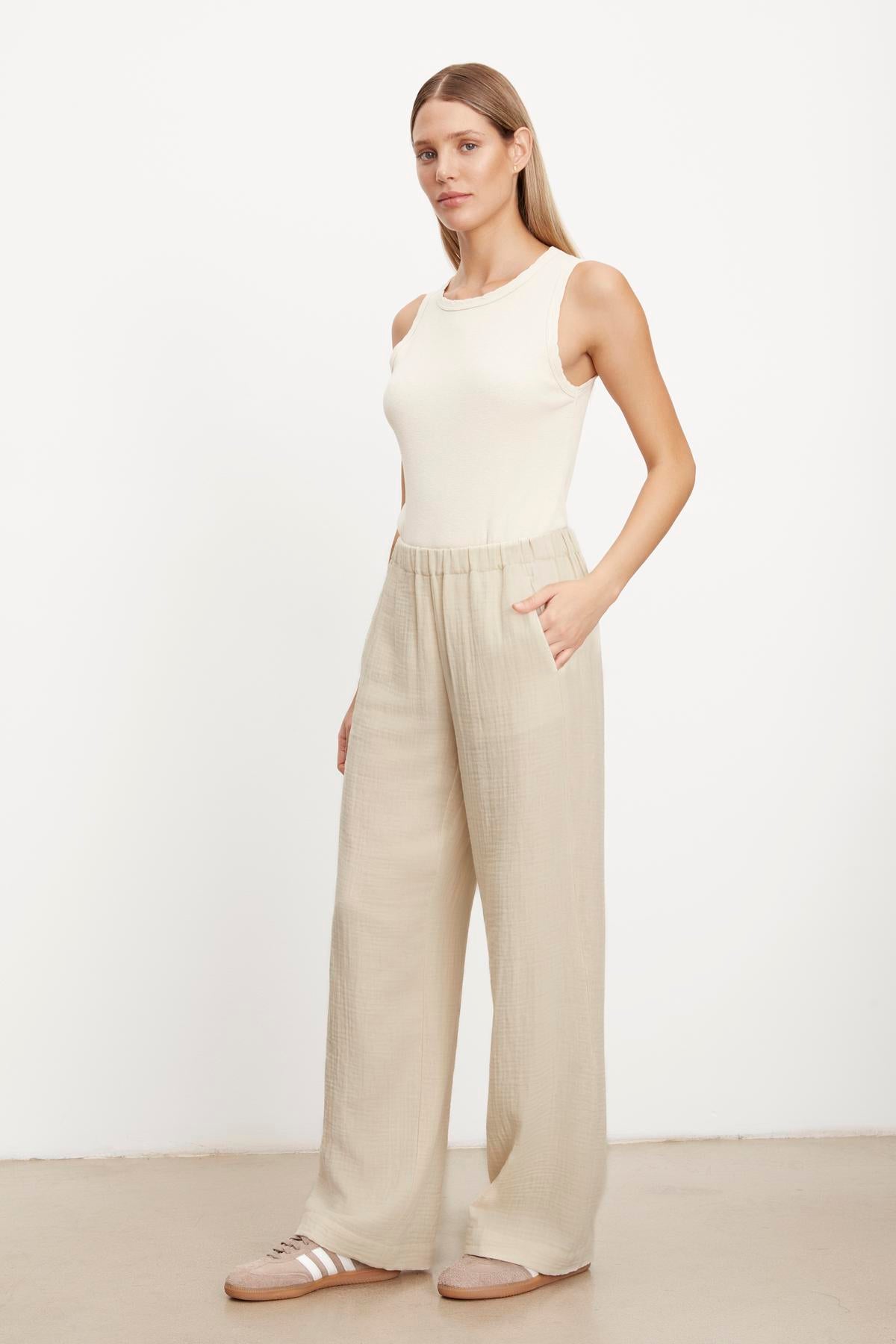   Lightweight Jerry Cotton Gauze pant in beige with an elastic waistband. (by Velvet by Graham & Spencer) 