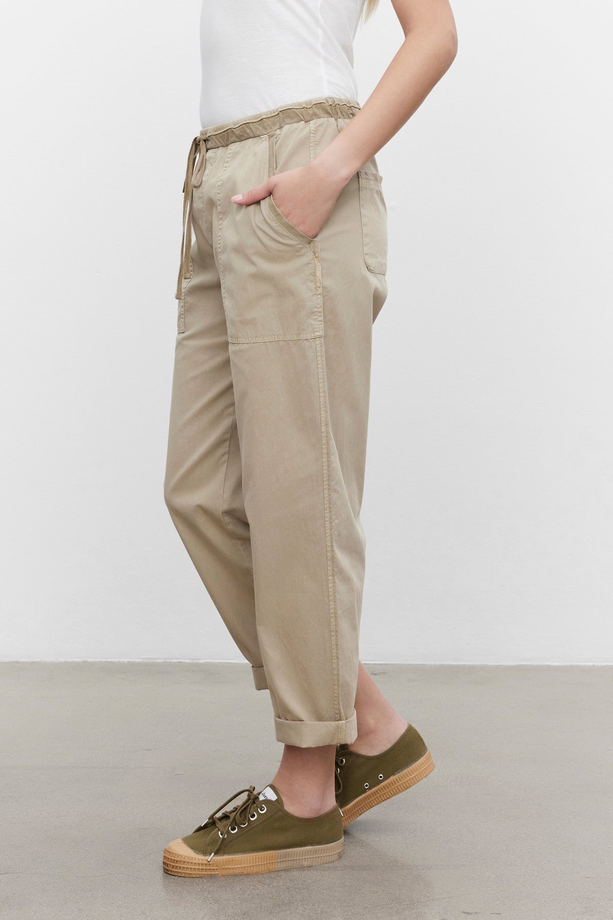 MISTY COTTON TWILL PANT – Velvet by Graham Spencer
