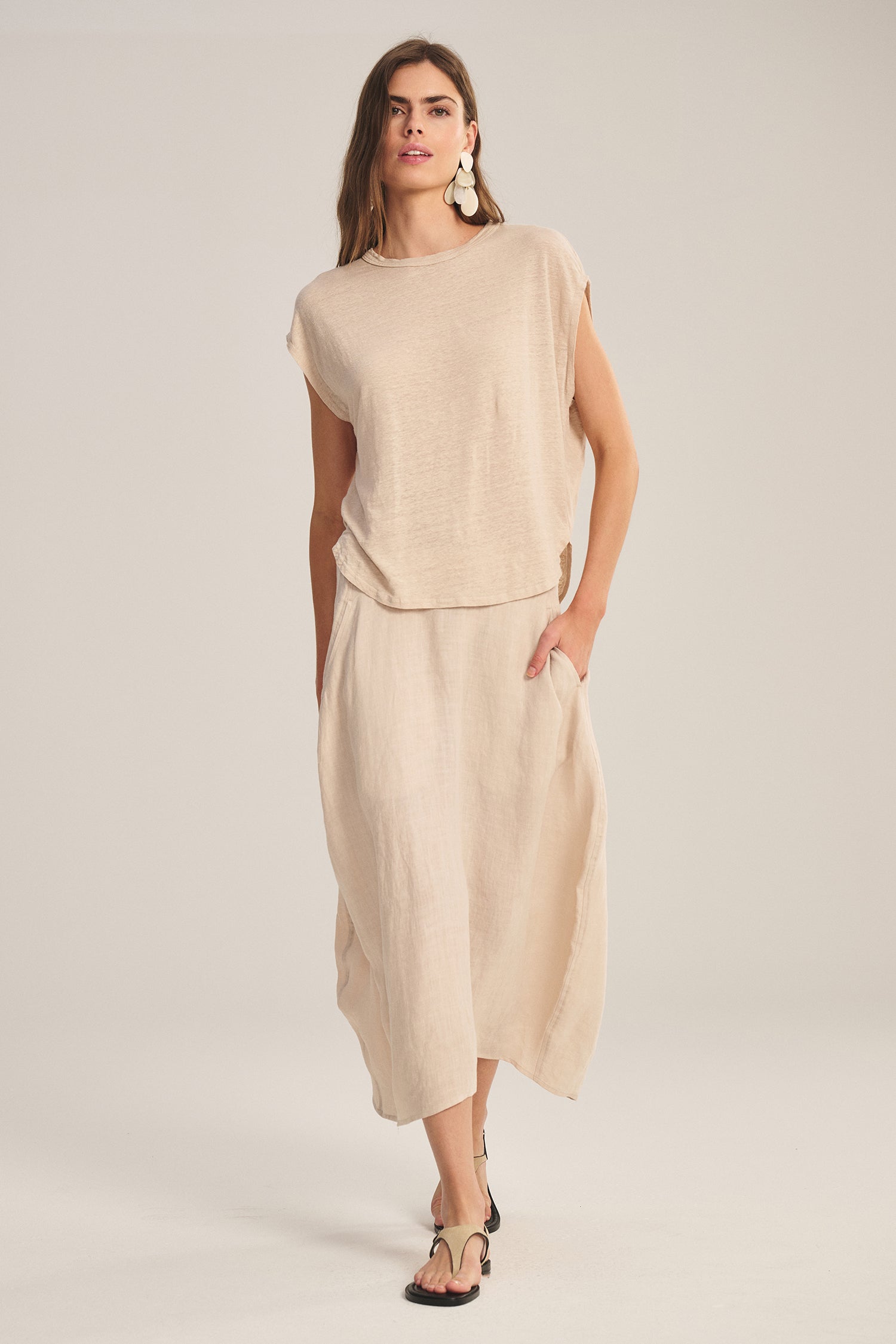 DISCOVER BOTTOMS THAT DO MORE