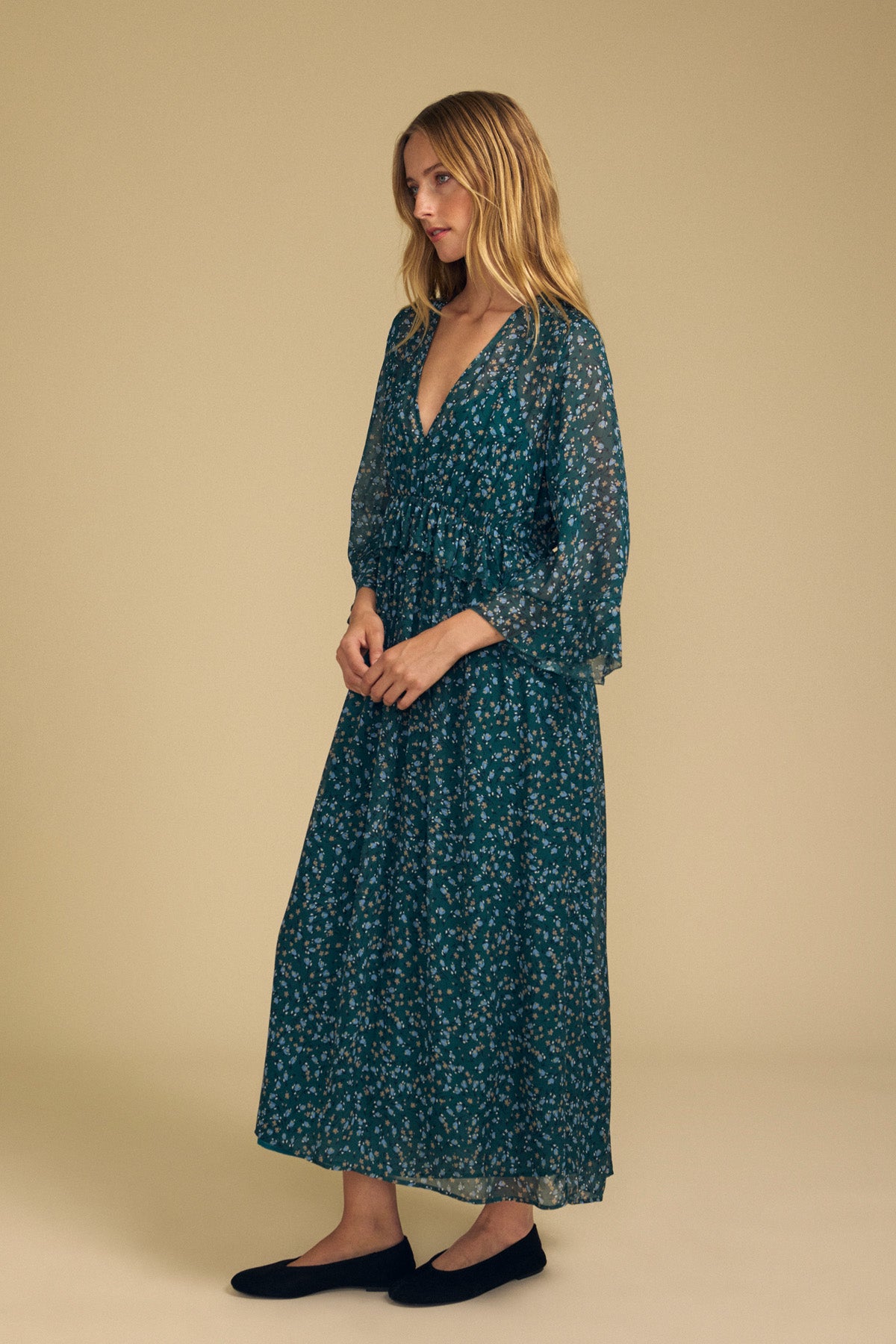 ISABELA FLORAL PRINTED MAXI DRESS