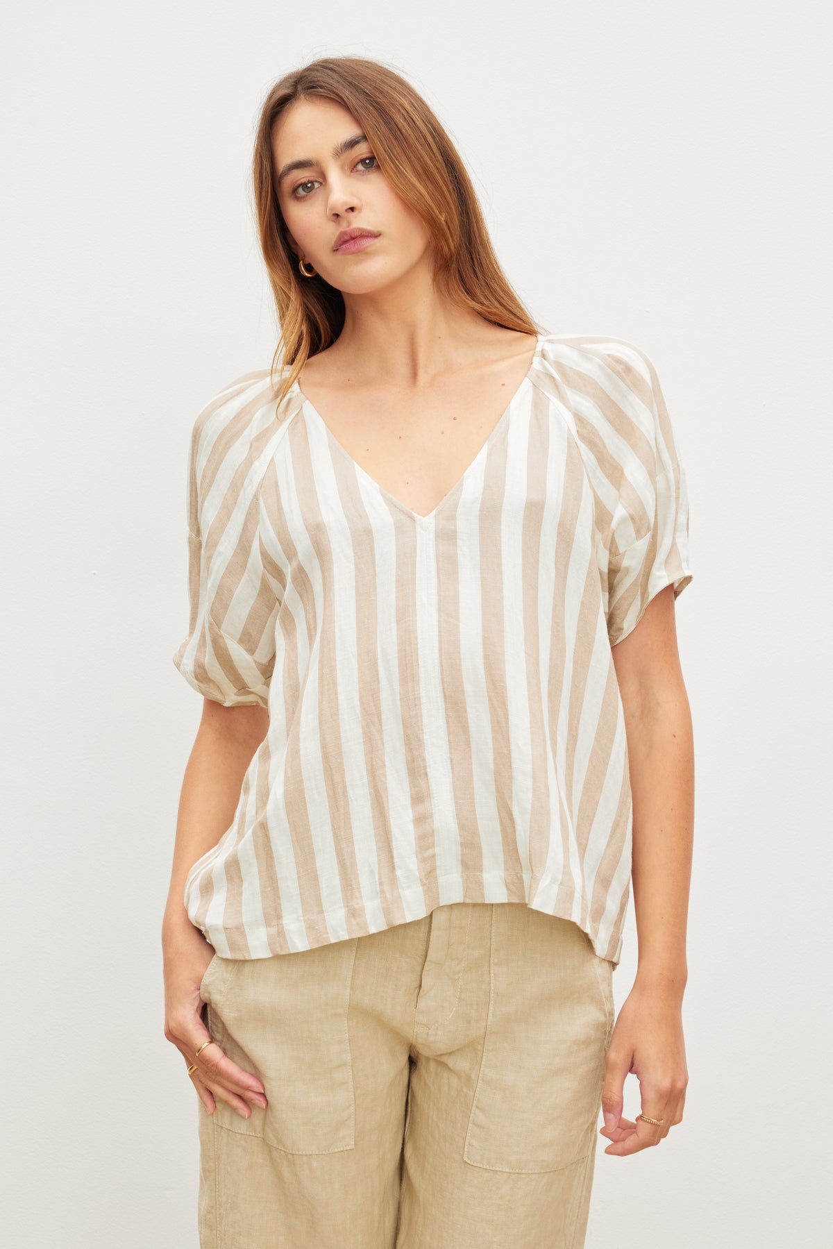 KATY STRIPED LINEN V-NECK TOP – Velvet by Graham & Spencer