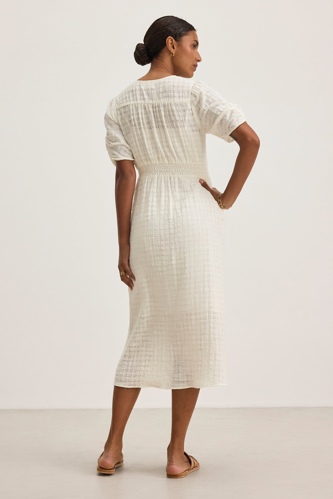 ELOISE TEXTURED COTTON GAUZE MIDI DRESS – Velvet by Graham & Spencer