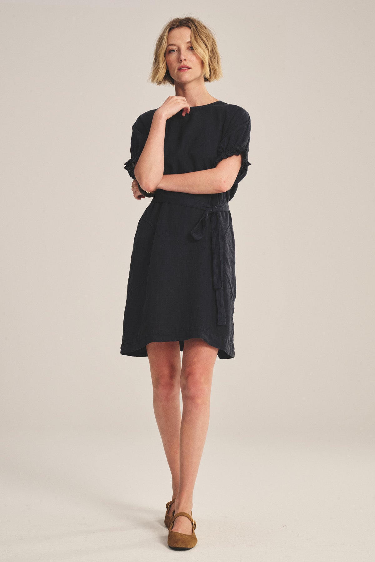 VIVIAN WOVEN LINEN PUFF SLEEVE DRESS  Velvet by Graham & Spencer
