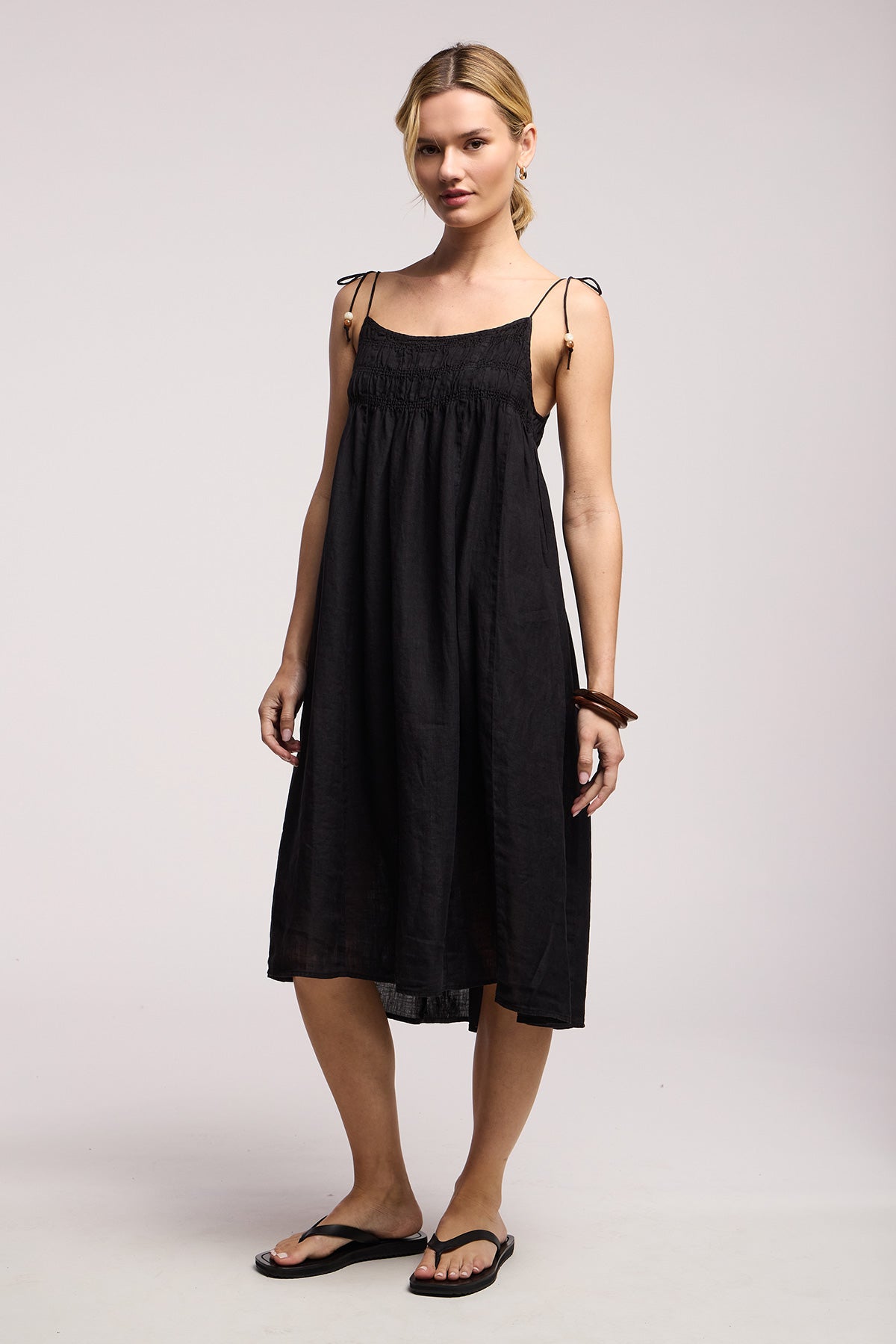SET FOR SUMMER: LINEN
