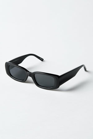 10.2 Chimi Sunglasses Black Side