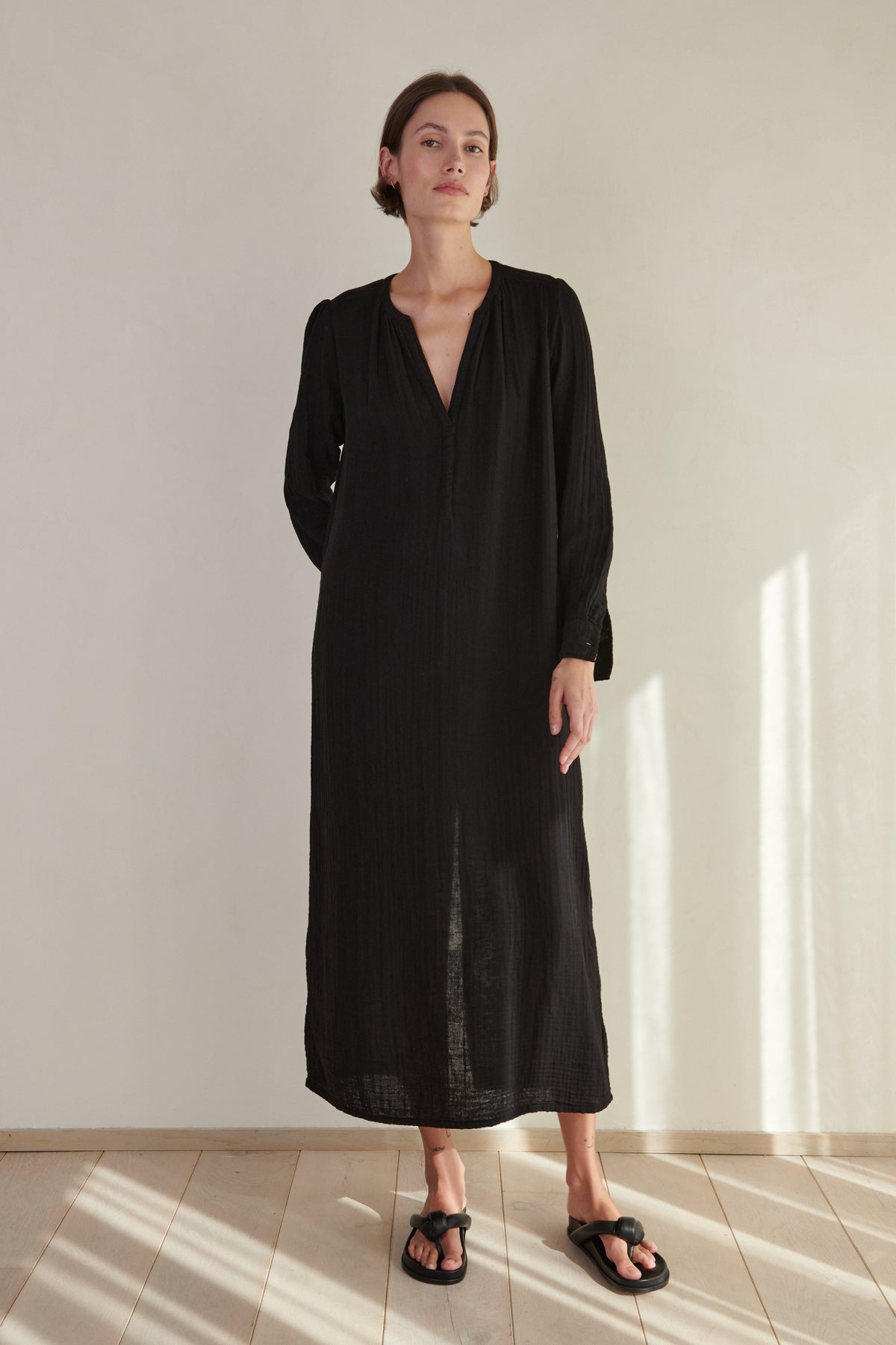 a woman wearing a Velvet by Jenny Graham DOHENY DRESS and sandals.-26293207466177