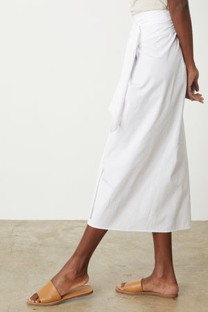 Leena Skirt with tie in front white side