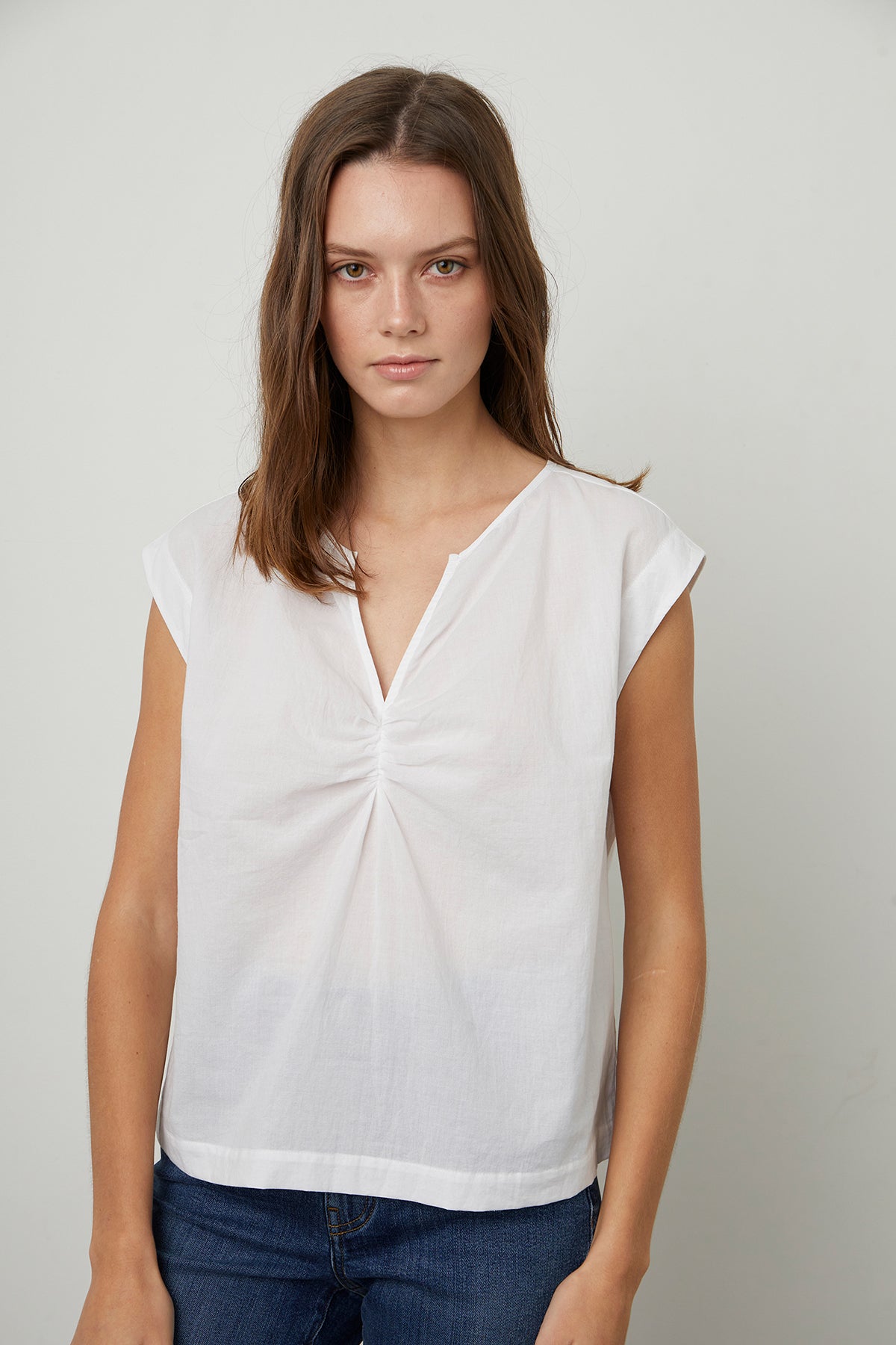   Melissa Top White Front 