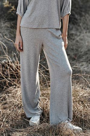 Tyler Pant Grey with Makayla Pullover Grey Front