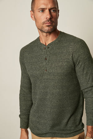 Anthony Thermal Henley front detail moss green