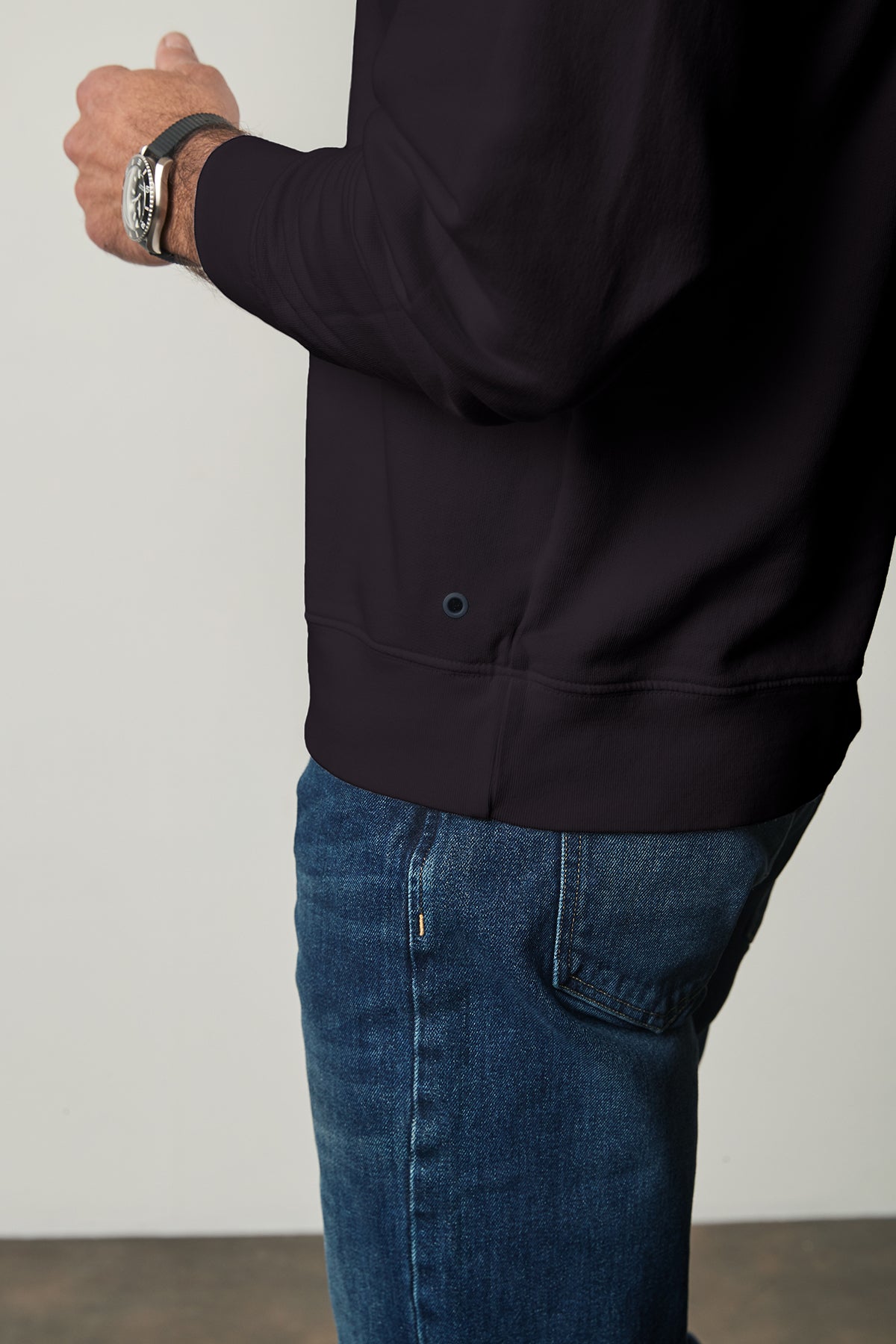 Sirus Crew Neck Sweatshirt in black side detail-25994803085505