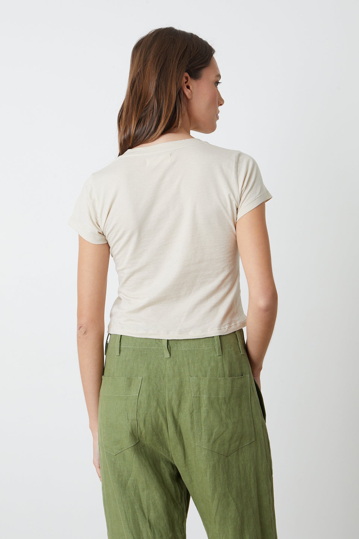   Nina Tee in bisque with Dru pant in basil back 