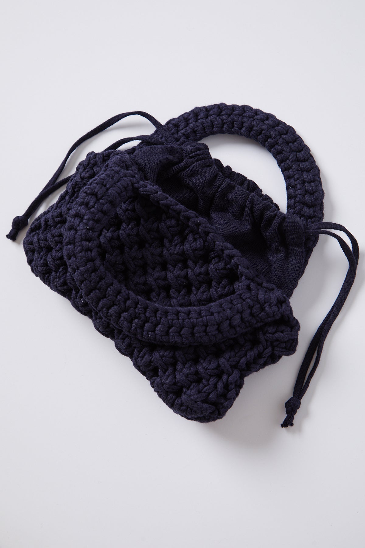 Bennie Crochet Bag in navy detail-25994891624641
