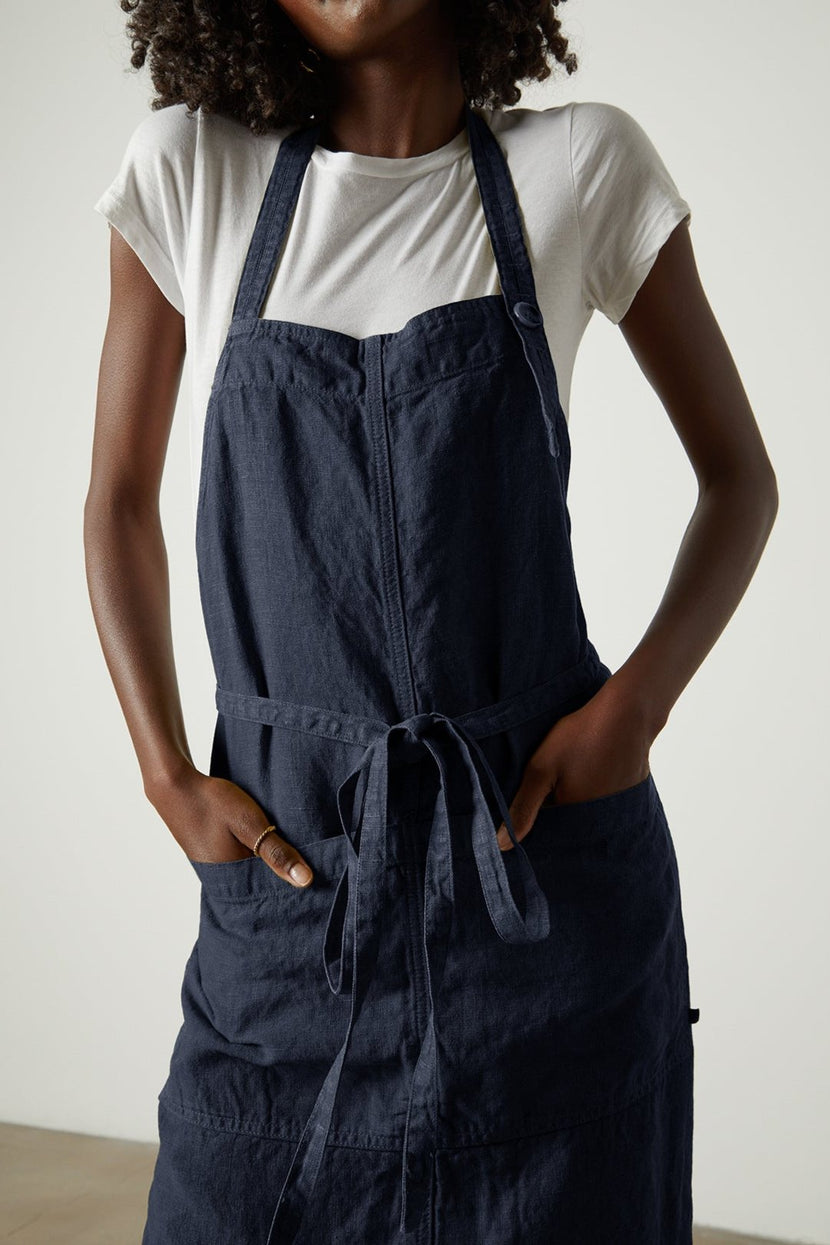 LINEN APRON