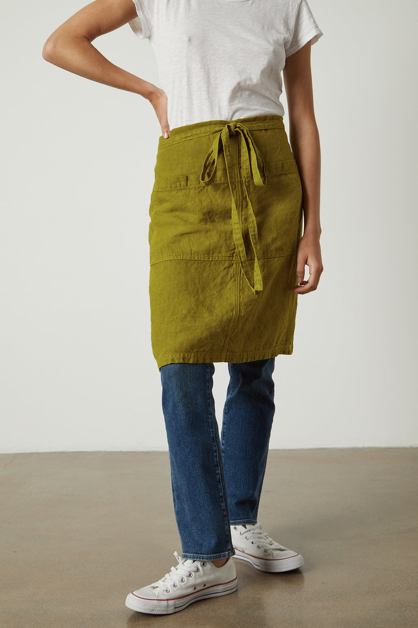LINEN APRON