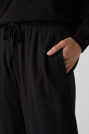 Pismo Pant in black front pocket detail