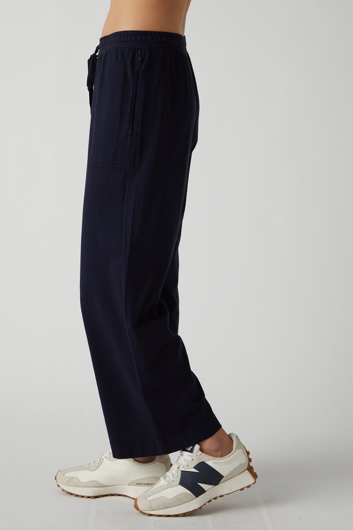   Pismo Pant in navy side 