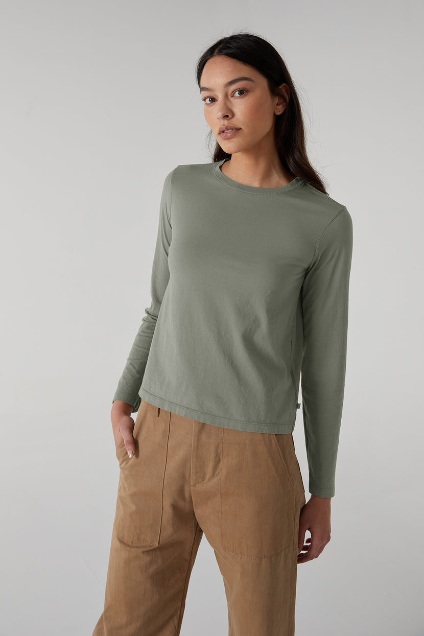 Velvet by Jenny Graham's VICENTE TEE.