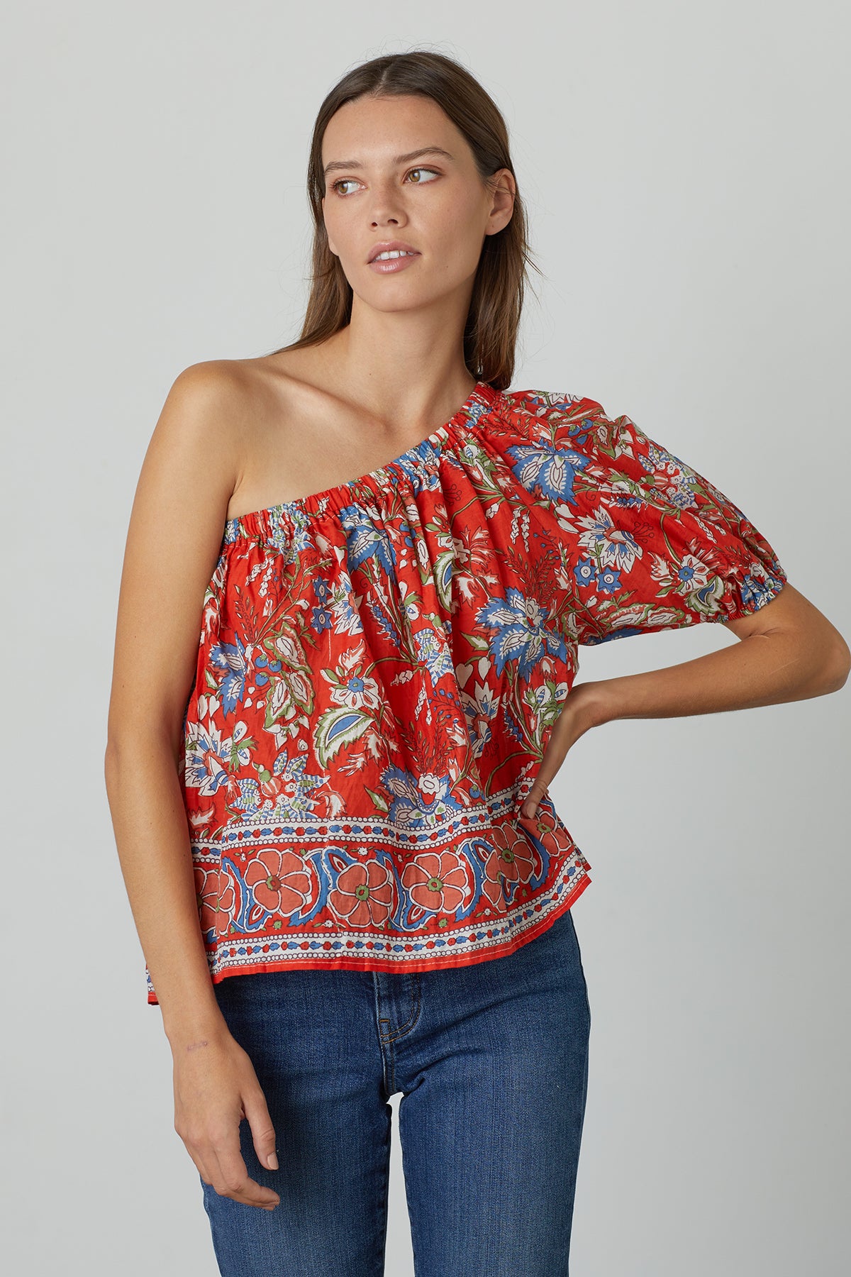 diana top rouge front-24821669429441