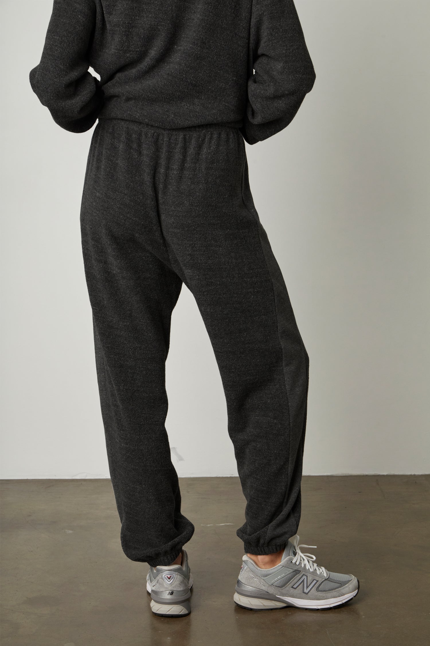   belle joggers charcoal back 