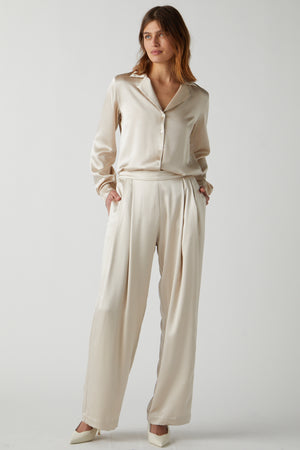 Wide trousers - Cream/Blue patterned - Ladies | H&M IN