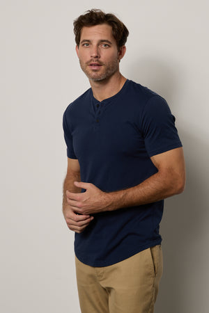 Fulton Short Sleeve Henley in midnight with Aiden pant in khaki front