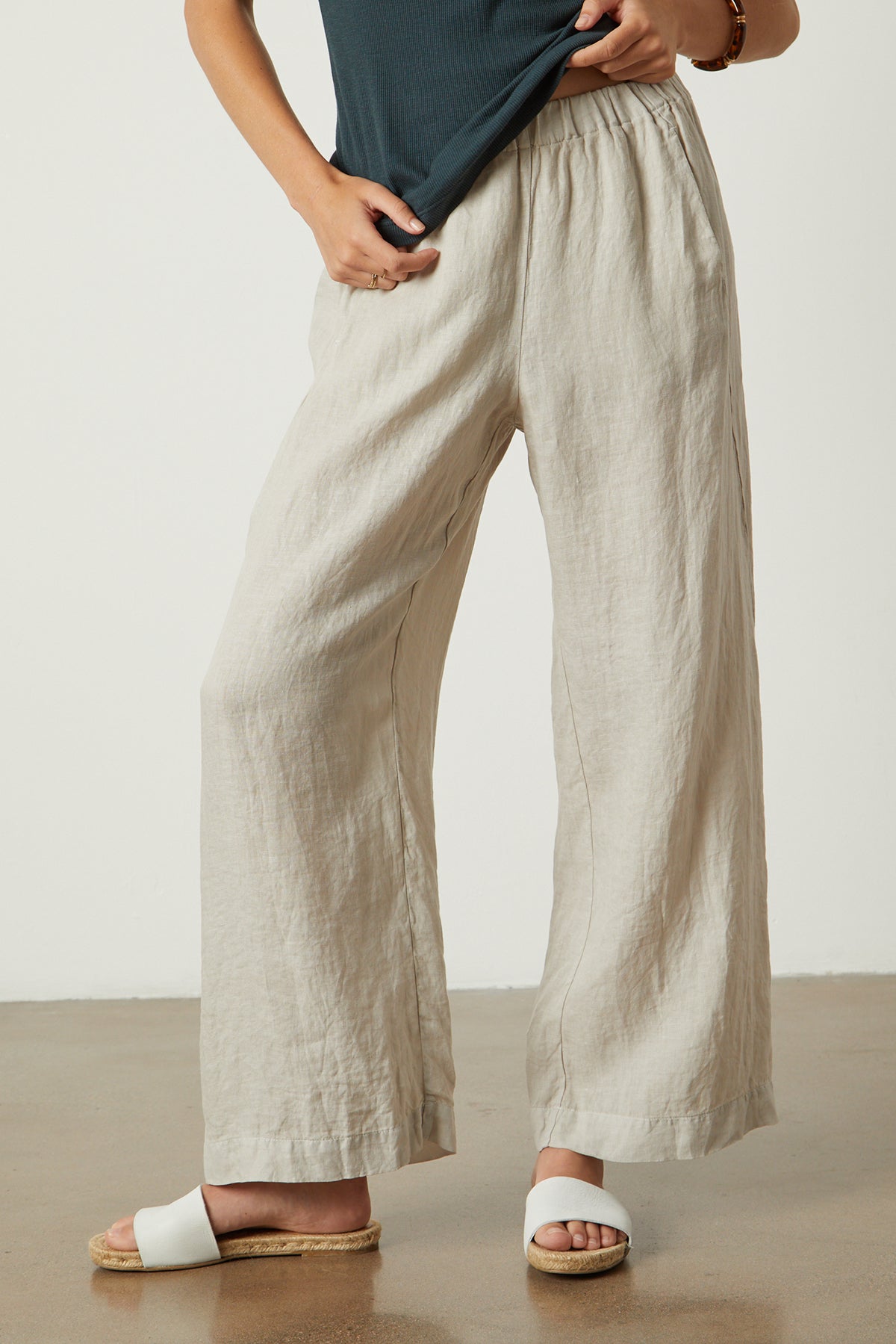 Lola linen pant in cobble front-26022702383297